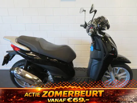 Piaggio CARNABY 300 ZEER FRAAI! (bj 2010)