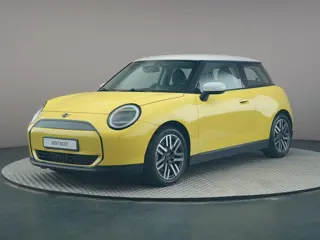MINI 3-deurs Cooper E Classic S 40.7 kWh Achteruitrijcamera | Stoel/stuurverwarming | Achteruitrijca