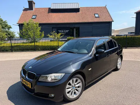 BMW 3-serie 320d High Executive Automaat Leer Navi Schuifdak Lm Velgen Export prijs