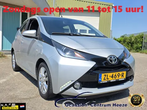 Toyota Aygo 1.0 VVT-i x-Joy! Camera! Lm! Half Leder! VAKANTIEGELD WEKEN!