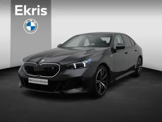 BMW i5 eDrive40 M Sportpakket Pro | Travel Pack | Stuurwielrand Verwarmd | Trekhaak | Driving Assist