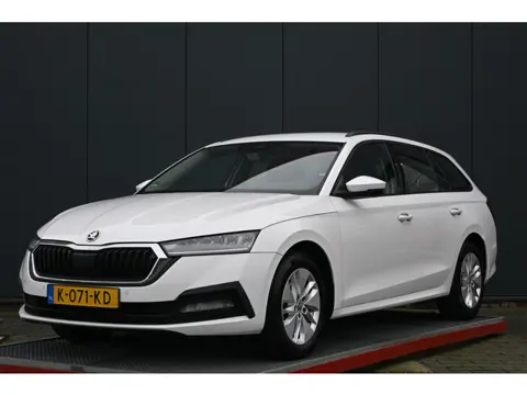 Škoda Octavia Combi 1.0 e-TSI Business Edition (bj 2021)