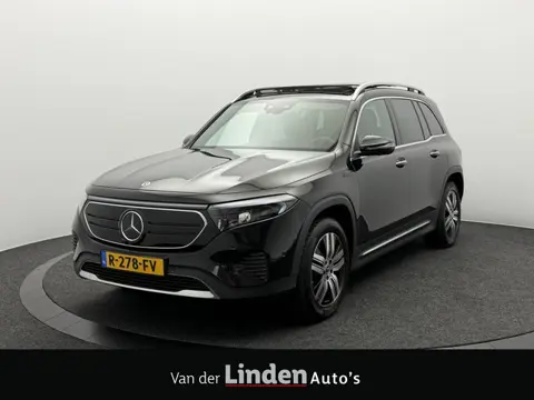 Mercedes-Benz EQB 350 4MATIC Luxury Line 67 kWh SOH 97,7% | Panoramadak | 360° Camera | Sfeerverlich