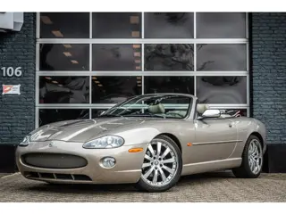 Jaguar XK8 4.0 V8 Convertible (bj 1997, automaat)