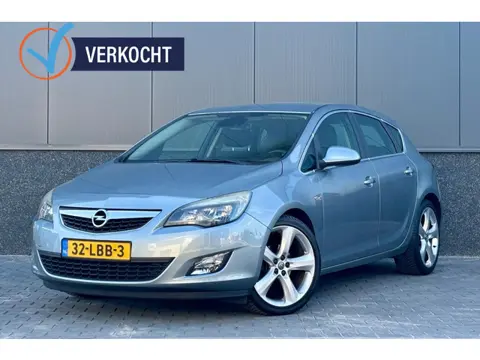 Opel Astra 1.6 Sport 19 inch | 5-deurs | NAP (bj 2010)