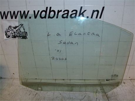 Hyundai Elantra sedan 2001 4deurs portierraam links achter