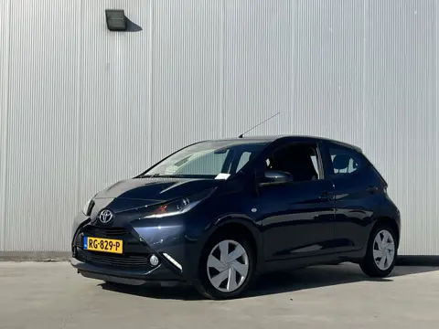 Toyota Aygo 1.0 VVT-i x-play | Achteruitrij camera