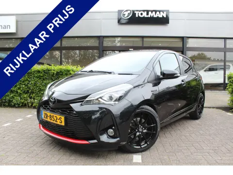Toyota Yaris 1.5 Hybrid GR-Sport | Rijklaar | 'Trekhaak' | Apple/Android | Half-leder | Keyless | 17