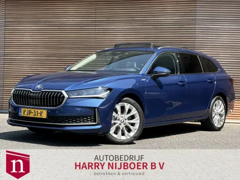 Škoda Superb 1.5 TSI PHEV Laurin & Klement Panodak / Leder / led Matrix / HUD / Canton  enz enz