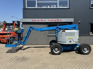 Genie Z-34/22 Knikarmhoogwerker / Arbeitsbuhne 12.5M werkhoogte 4X4 Kubota Diesel 2014