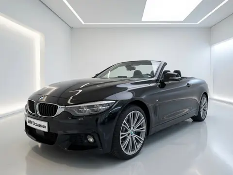 BMW 4 Serie Cabrio 440i xDrive | Individual lak en leder | Active Cruise Control | Trekhaak |