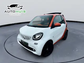 Smart Fortwo cabrio 1.0 Passion Automaat Stoelverwarming Climate controle Cabrio