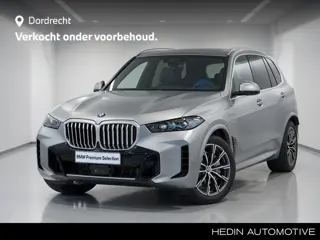 BMW X5 xDrive50e M-Sport Individual | Frozen Pure Grey | Autobahnassistent | Pano | Trekhaak | Comfo