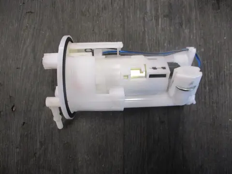 BRANDSTOFPOMP Triumph Tiger Explorer 2012 - 2014