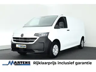 Volkswagen Transporter T7 2.0 TDI 110pk L2H1 Comfortline Incl. BPM! Parkeersensoren Carplay Bijrijde