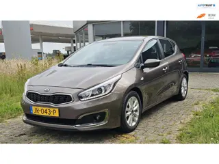 Kia Cee'd 1.6 GDI First Edition
