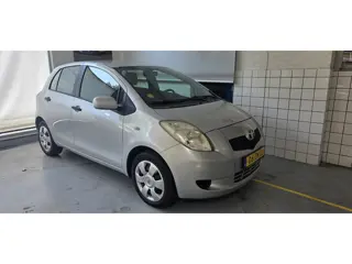 Toyota Yaris 1.3 VVTi Terra