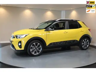 Kia Stonic 1.0 T-GDi DynamicPlusLine *2de Eigenaar/Dealer OH* Carplay|Camera|Navi|Cruise|DAB|NAP