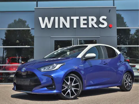 Toyota Yaris 1.5 Hybrid Executive Launch Edition | Bi-Tone | Head-up Display | Navigatie | Camera | 