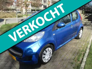 Peugeot 107 1.0-12V XR
