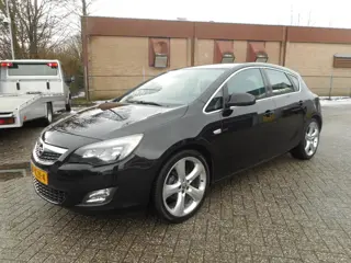 Opel Astra 1.4 Turbo Sport