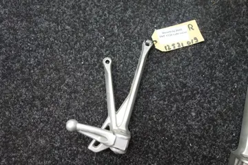 DUO VOETSTEUN RECHTS Benelli TNT 1130 cafe racer 2004 - 2016