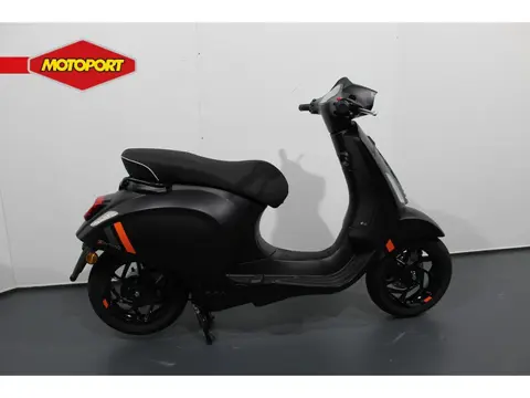 Vespa Sprint S Elettrica (bj 2025)