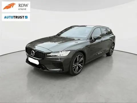 Volvo V60 T6 Recharge AWD R-Design l PANO l H&K l ACC l 360
