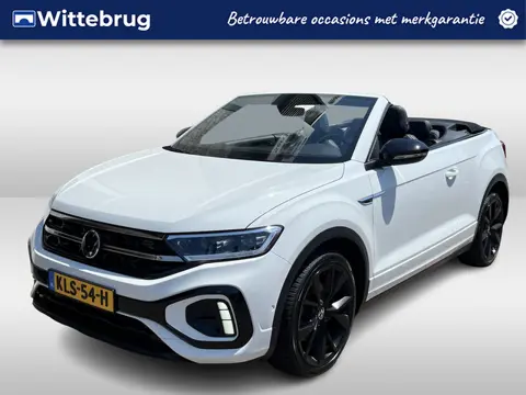 Volkswagen T-Roc 1.5 TSI R-Line / AUTOMAAT/ BLACK STYLE/ CAMERA/ PARK. SENSOREN/ IQ. LIGHT/ APP CONN