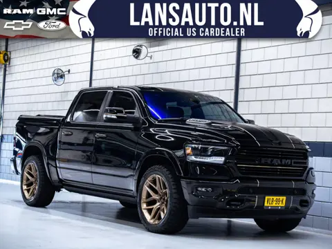 Dodge Ram 1500 5.7 V8 4x4 Crew Cab Laramie Night | 22" Breedset | Striping