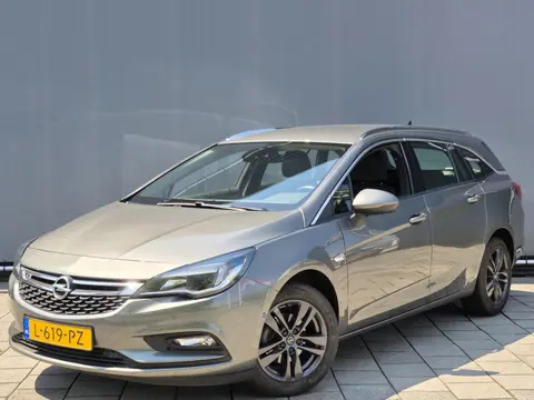 Opel Astra Sports Tourer 1.0 Turbo Innovation | CLIMA | NAVI | SPORTSTOELEN | EL KOFFERKLEP | CAMERA