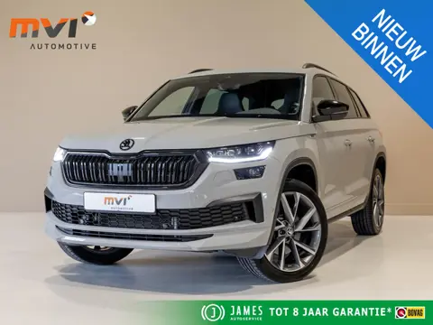Skoda Kodiaq 4x4 2.0 TSI Sportline / 190pk / Trekhaak / Achteruitrij camera / Canton /