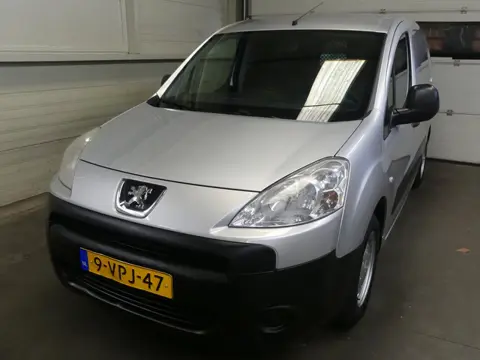 Peugeot Partner 120 1.6 HDI L1 XR Profit - Trekhaak - Cruise Control