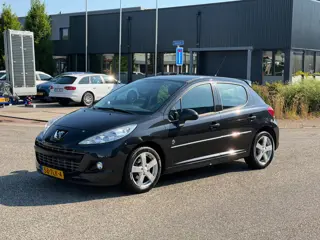 Peugeot 207 1.4 VTi Urban Move airco Nieuwe Apk