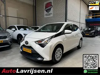 Toyota Aygo 1E EIGENAAR NL AUTO NAP APPLE/CARPLAY CAMERA LED BLUETOOTH AIRCO X-PLAY AUTOMAAT!!