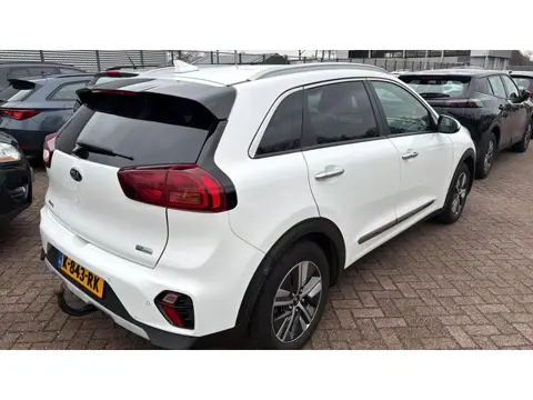 Kia Niro 1.6 GDi PHEV ExecutiveLine Automaat | Panodak | Trekhaak | Elek. Pakket | Vol opties | Inru