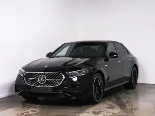 Mercedes-Benz E-Klasse 300 e AMG Plug-In Hybride AMG Line | Night Pakket | Panorama Schif-Kanteldak 