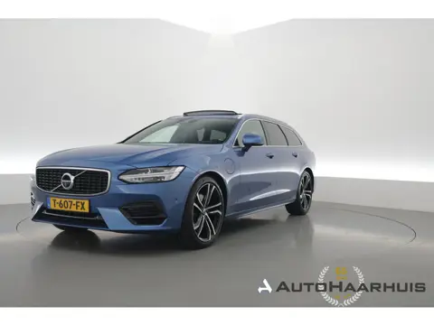 Volvo V90 2.0 T8 AWD R-Design | Pano | Elek. Trekhaak | Memory seats | SOH 77% | Pilot Assist | 20''