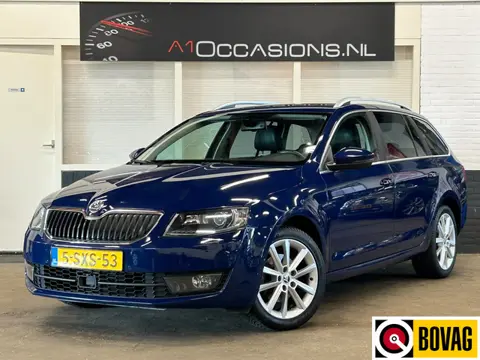 Škoda Octavia Combi 1.2 TSI Greentech Elegance Businessline + LEDER