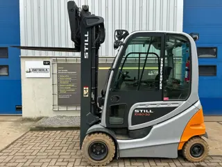 VS-22669 Elektrische triplex heftruck Still RX60-30