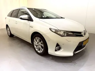 Toyota Auris Touring Sports 1.8 Hybrid Lease+ Pano/Clima/Navi