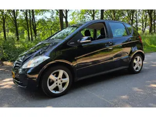 Mercedes-Benz A-klasse 160 BlueEfficiency APK T/M 04-07-2027