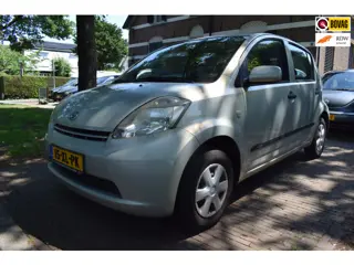Daihatsu Sirion 2 1.0-12V Trend Nieuwe APK