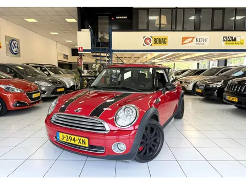 MINI 3-deurs 1.6 One Pepper Bovag Garantie Panoramadak