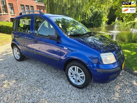 Fiat Panda 1.2 Young AUTOMAAT *apk:04-2027*