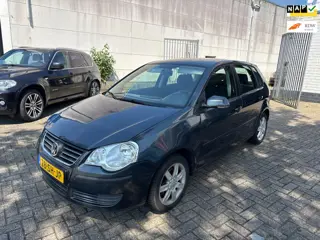 Volkswagen Polo 1.4-16V Comfortline BJ 2006 AIRCO 5 DEURS APK
