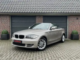 BMW 1-SERIE 118I Cabriolet High Exe Navi Cruise Org NL 82dkm! Nieuwstaat.