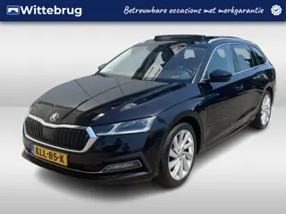Škoda Octavia Combi 1.4 TSI iV PHEV Style / AUTOMAAT/ PANO/ LEER/ DCC/ CAMERA/ STUUR+STOELVERWARM & 