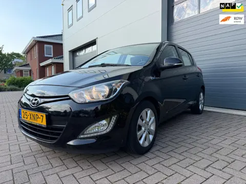 Hyundai I20 1.2i i-Vision/Airco/Cruise-c/PDC/Led/Lmv/Elek-pakket