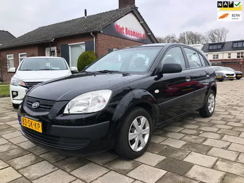 Kia Rio 1.4 L